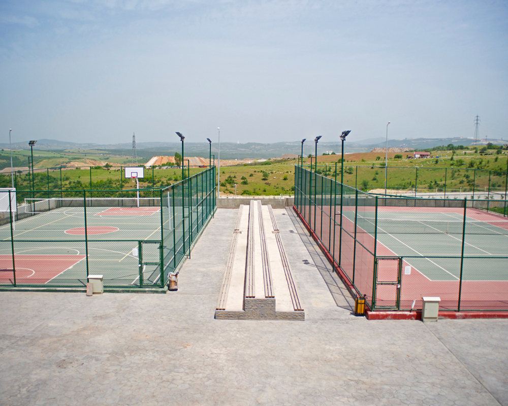 lonely-tennis-basketball-court
